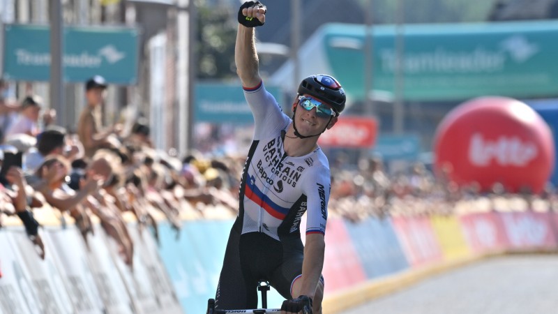 Mohoric offre un doublé à Bahrain-Victorious à Grammont, Colbrelli vainqueur final